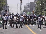 حملات نیروهای ضدشورش و لباس‌ شخصی در روز جمعه ۲۶ تیرماه