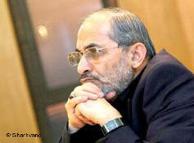 محسن رفیقدوست، از اعضای حزب مؤتلفه اسلامی به فعالیت‌های اقتصادی شخصی مشغول است، از جمله خانه‌سازی.